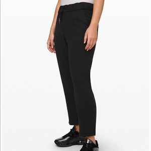 Lululemon On the Fly 7/8 Pant, woven